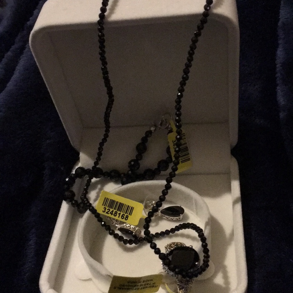 Thai black spinel jewelry set